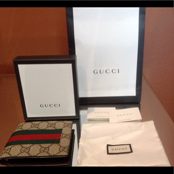 Men's Authentic Gucci Wallet - Picture 2 of 4